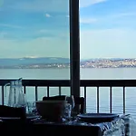 Le Ponton Du Leman - Acces Prive Au