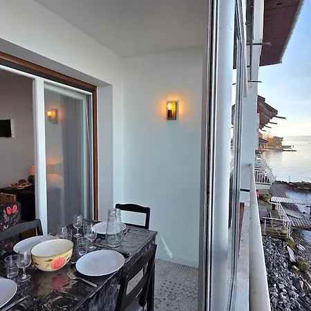 Lägenhet Le Ponton Du Leman - Acces Prive Au *